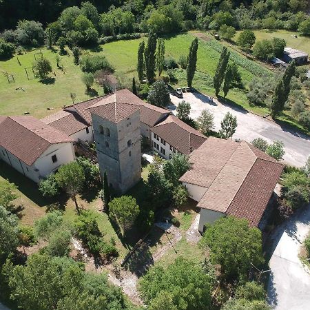 Abbazia Ss. Quirico E Giulitta Hotel Micigliano Exterior photo