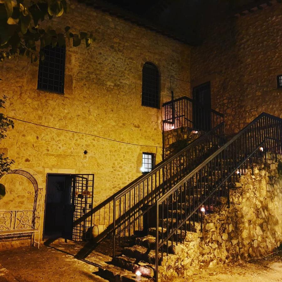 Abbazia Ss. Quirico E Giulitta Hotel Micigliano Exterior photo