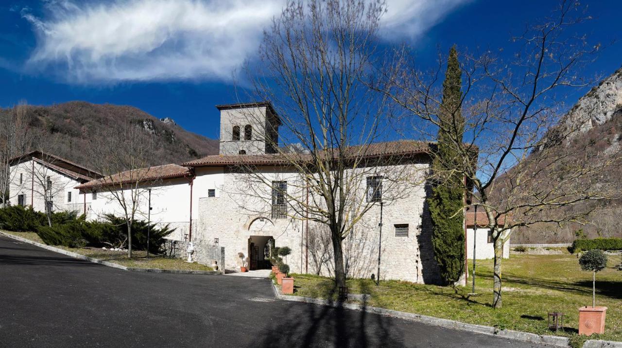 Abbazia Ss. Quirico E Giulitta Hotel Micigliano Exterior photo